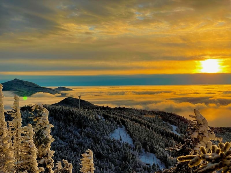 © Bolton Valley - https://www.boltonvalley.com/