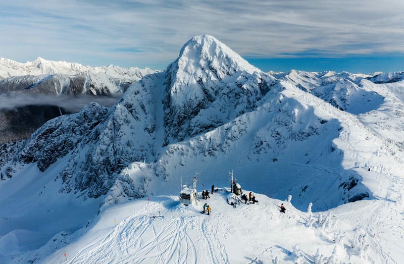 © https://seerevelstoke.com, Photographer - Tom Poole