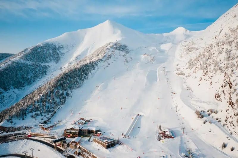 © https://andorraescapes.com/
